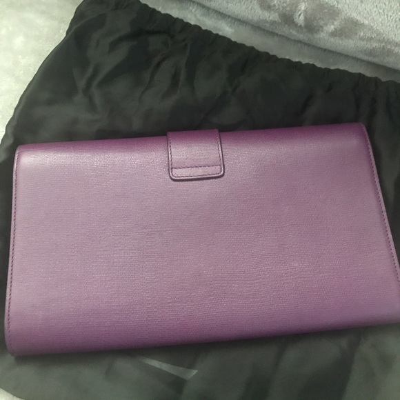 YSL gold Y clutch - Picture 3 of 5